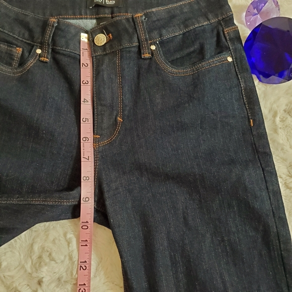 White House Black Market skinny flare jeans NWOT sz.4S dark wash - Picture 4 of 7